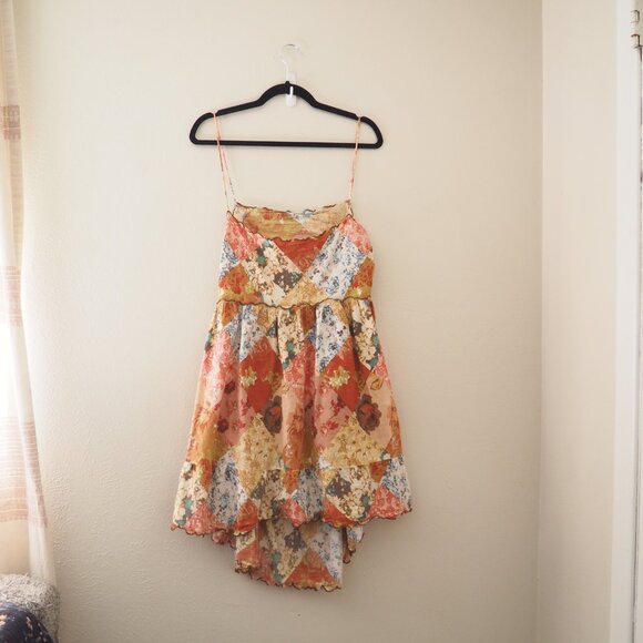 ASOS Design Scalloped Edge Cut-Out Back Spaghetti Strap Mixed Floral Patchwork - Picture 4 of 8